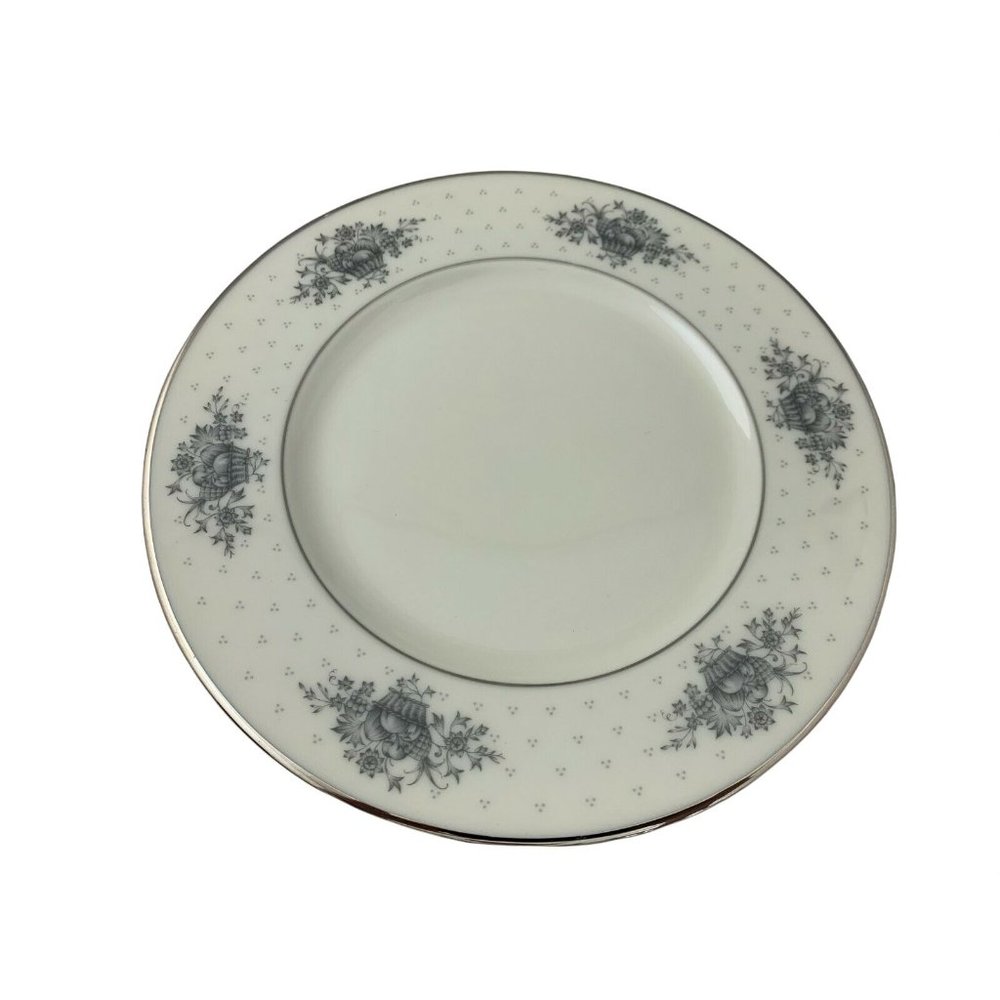 Lenox Beacon Hill China Pair Salad Plates 8 3/8″ Made 1961 to 1975 - Picture 2 of 7